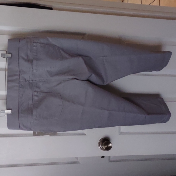 Nwt Coral Bay capris - Picture 4 of 7